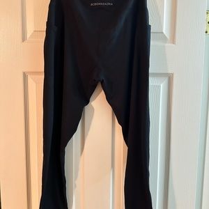 BCBG MAXAZRIA Black Leggings size Large